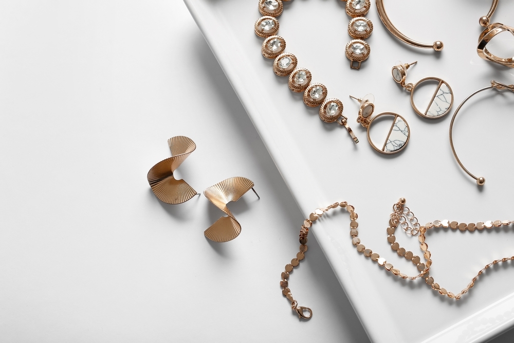 さまざまな種類のアクセサリー