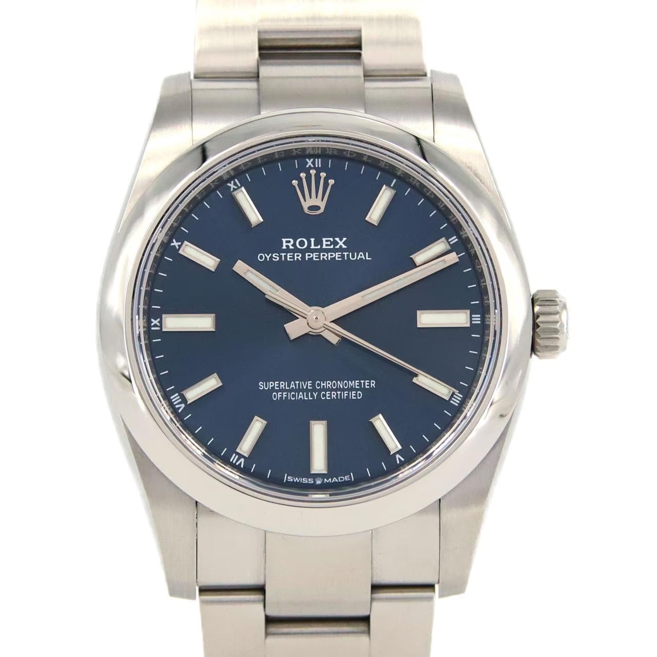 ネイビー文字盤のオイスターパーぺチュアル