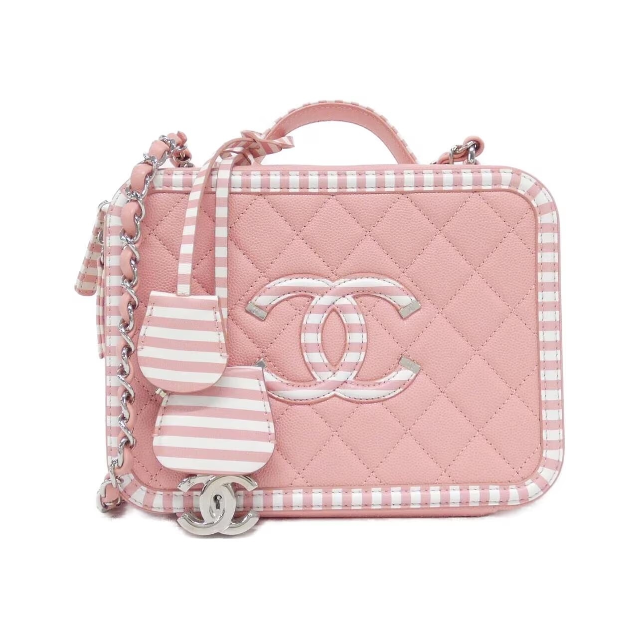 シャネルのピンクのバニティチェーンショルダー