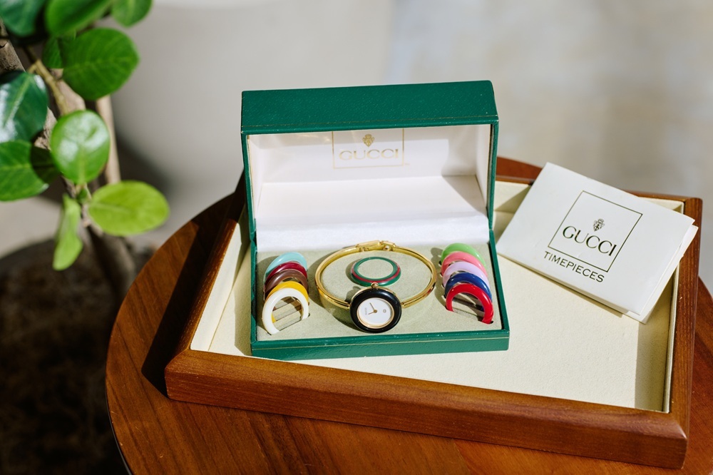 ケースに入ったグッチの時計