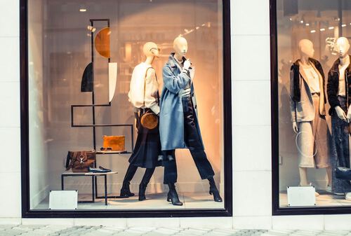 グッチ(GUCCI)の人気バッグ7選|GGキャンバスやオールドグッチも紹介