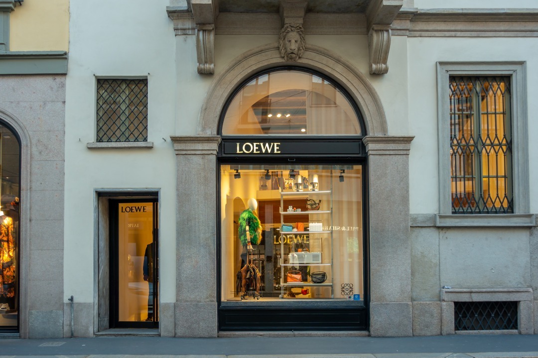 ロエベの店舗の外観