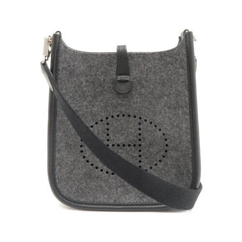 【コーデのアクセントに♡】HERMES エヴリン16 白でコーデも明るく♡】HERMES エヴリン 16 TPM (HERMES